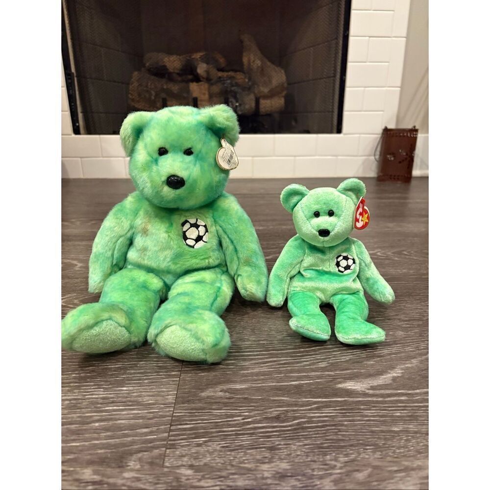 Ty Beanie Babies Vintage 1998 Kicks Green Soccer Embroidered Large & Small Bear